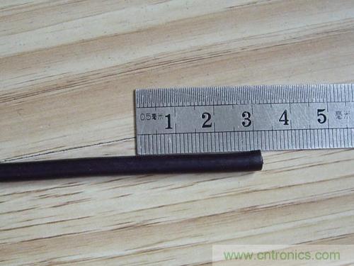 最簡(jiǎn)單使用的天線&mdash;&mdash;罐頭天線，可做正饋大鍋饋源！ 