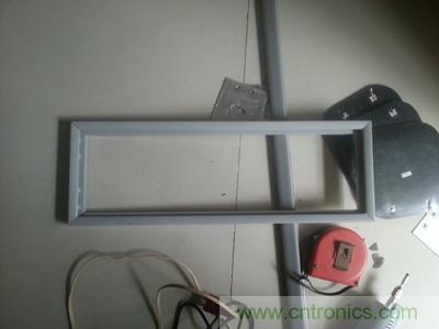 手工打造太陽能充電照明系統(tǒng):點亮LED給手機(jī)充電