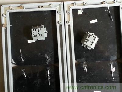 手工打造太陽能充電照明系統(tǒng):點亮LED給手機(jī)充電