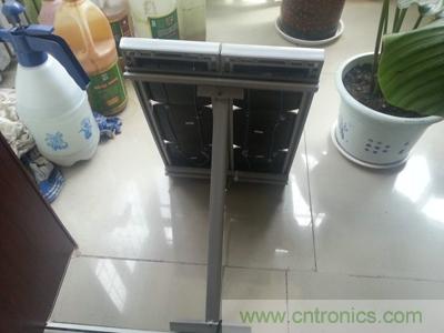 手工打造太陽能充電照明系統(tǒng):點亮LED給手機(jī)充電