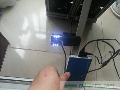 手工打造太陽能充電照明系統(tǒng):點亮LED給手機(jī)充電