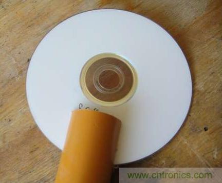 想減少電費嗎？DIY一個迷你風力發(fā)電機吧