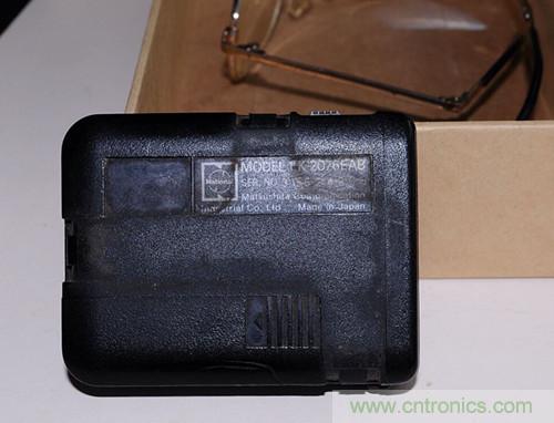 【拆解】走進(jìn)傳呼時(shí)代，天價(jià)傳呼機(jī)拆解探奇