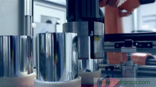 顛覆傳統(tǒng)設(shè)計(jì)，蘋(píng)果全新Mac Pro生產(chǎn)線探秘