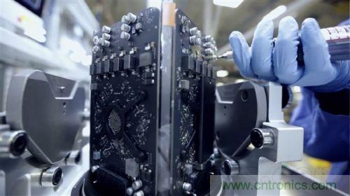 顛覆傳統(tǒng)設(shè)計(jì)，蘋(píng)果全新Mac Pro生產(chǎn)線探秘