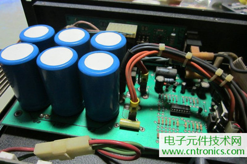 用料很給力！專(zhuān)業(yè)后級(jí)功放美國(guó)高峰FA1201拆解