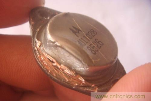 暴力拆解對比:進口金封三極管VS國產(chǎn)金封三極管