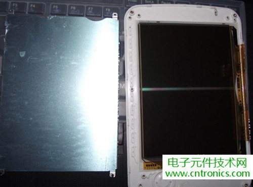 探秘電子紙！一款電紙書的電子墨水屏拆解