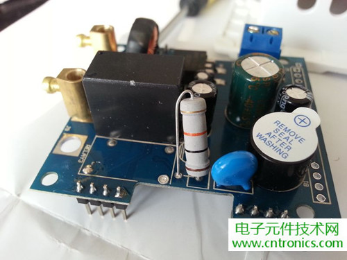 一款觸控開關(guān)拆解，做工不錯