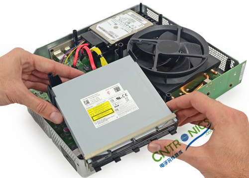 不容錯過！大神級拆解力作：X-BOX ONE 解密內(nèi)部結(jié)構(gòu)!！