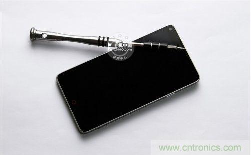 棋逢對手，詳拆努比亞Z5S如何力拼小米3 ？