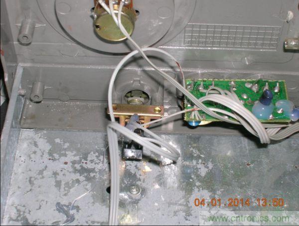 巧奪天工！大神利用山寨功放為高性價(jià)比逆變器"穿新衣"