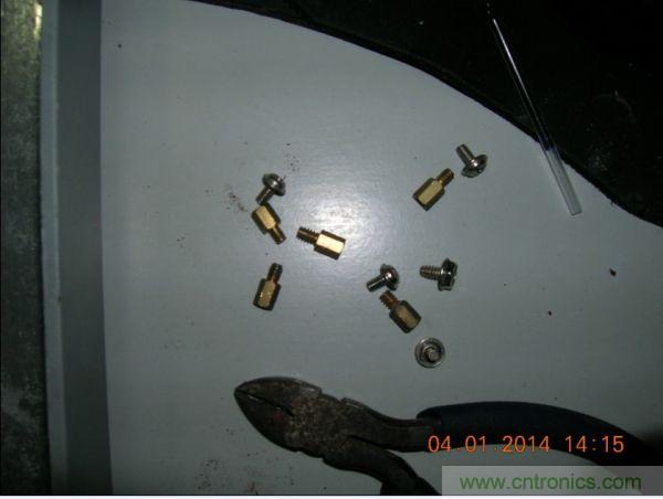 巧奪天工！大神利用山寨功放為高性價(jià)比逆變器&ldquo;穿新衣&rdquo;