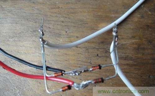 創(chuàng)意DIY！迷你風(fēng)力發(fā)電機(jī)！