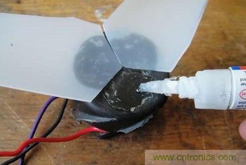 創(chuàng)意DIY！迷你風(fēng)力發(fā)電機(jī)！