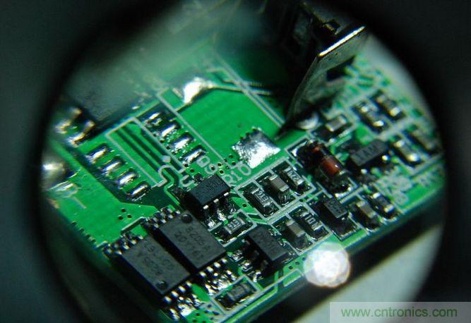 圖文并茂！移動(dòng)電源升壓效率大檢測(cè)