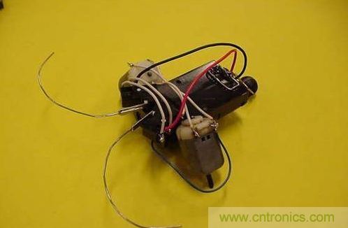 手把手教你自制甲殼蟲(chóng)機(jī)器人
