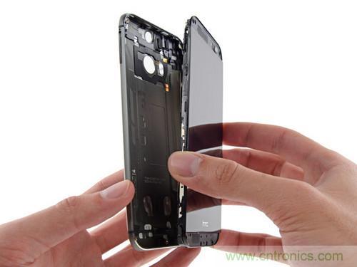 牛人強(qiáng)拆！新HTC One(M8)真機(jī)精密做工難修理