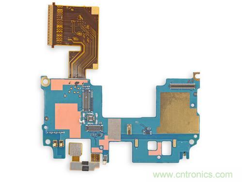 牛人強(qiáng)拆！新HTC One(M8)真機(jī)精密做工難修理