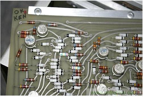 經(jīng)典懷舊拆解！歷史彌留的可編程科學(xué)計(jì)算器 from 1966