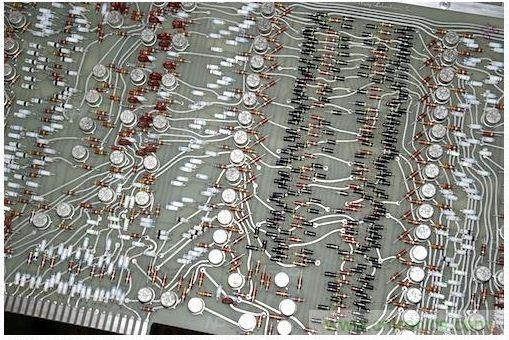 經(jīng)典懷舊拆解！歷史彌留的可編程科學(xué)計(jì)算器 from 1966