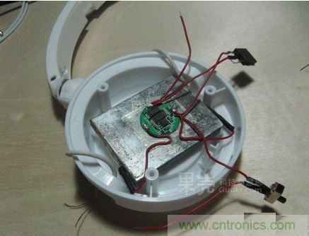 DIY頭戴式藍(lán)牙耳機(jī)，