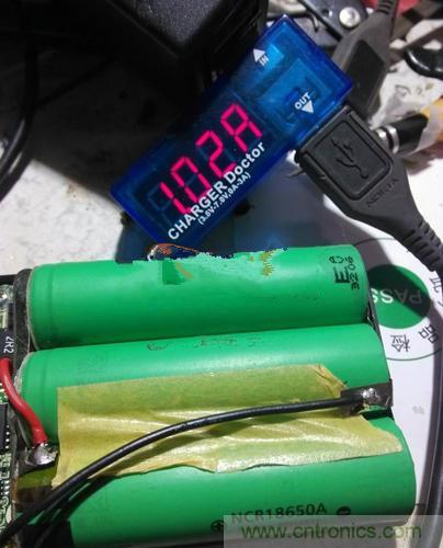 一拆便知！移動(dòng)電源充電電流如何改造？