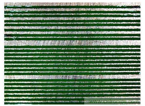 應(yīng)用遮蔽膠帶后，所有多余的密封材料都被清除了