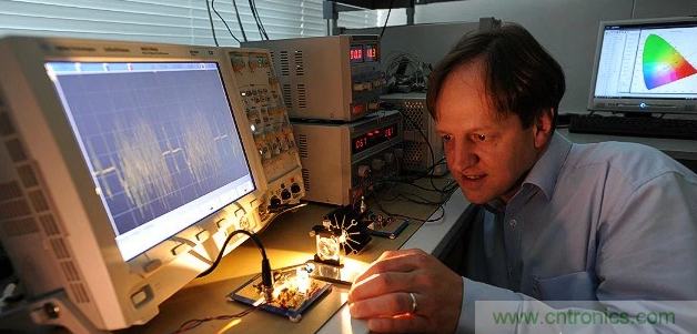 Li-Fi短期內(nèi)不能取代Wi-Fi，為什么？