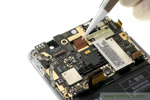  紅米Note 3姍姍來遲，是否藏有玄機？一拆便知