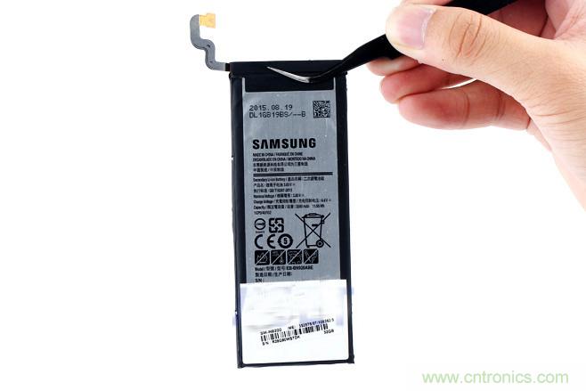 Galaxy Note5拆解，與S系列差距日漸模糊