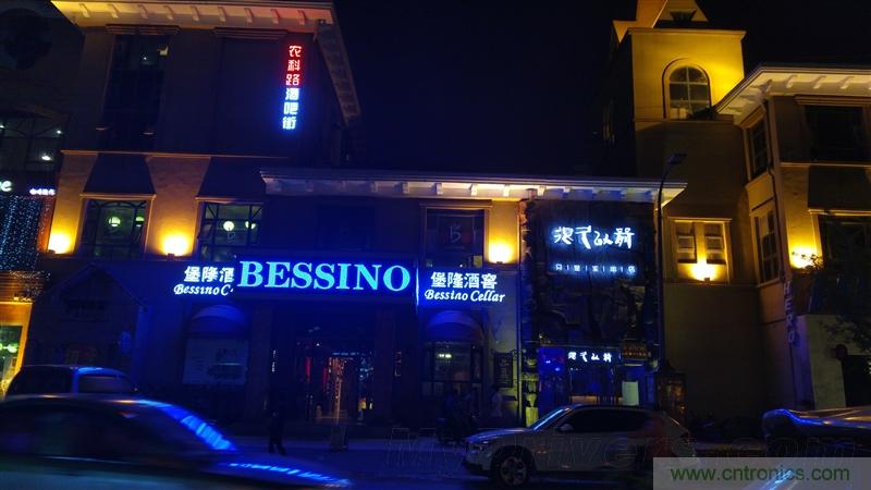 無邊框的 nubia Z9 ，一款既有驚喜，又有驚艷的智能手機