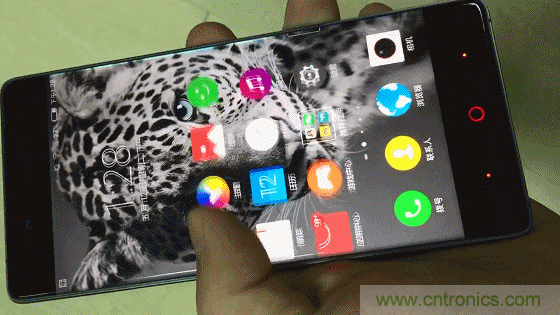 無邊框的 nubia Z9 ，一款既有驚喜，又有驚艷的智能手機