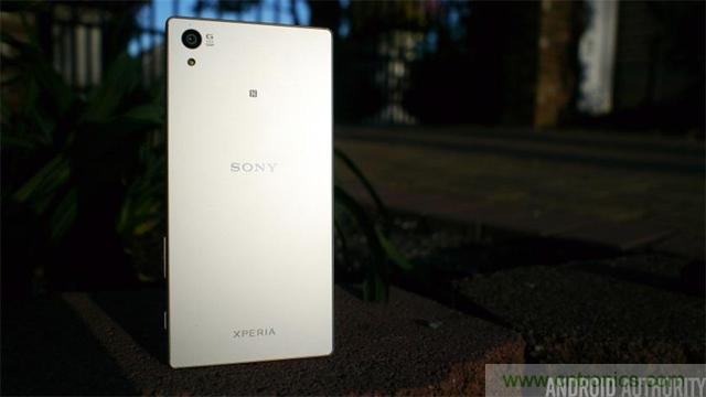 傳奇索尼，憑借Sony Xperia Z5能否在移動(dòng)市場(chǎng)奪得一席之地？