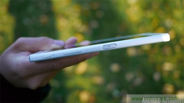 傳奇索尼，憑借Sony Xperia Z5能否在移動(dòng)市場(chǎng)奪得一席之地？