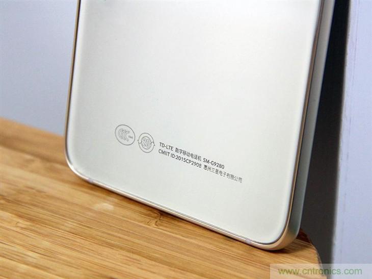 三星S6 edge+評(píng)測：擊退note 5，帶著雙曲屏卷土重來