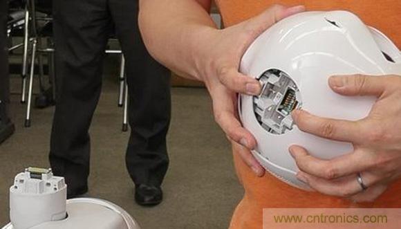 拆解筆記本不過癮，那就來拆拆日本情感機(jī)器人吧！