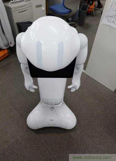 拆解筆記本不過癮，那就來拆拆日本情感機(jī)器人吧！