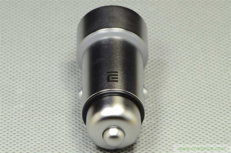 小米車載充電器拆解評測：49元能讓這枚&ldquo;子彈&rdquo;飛多遠？