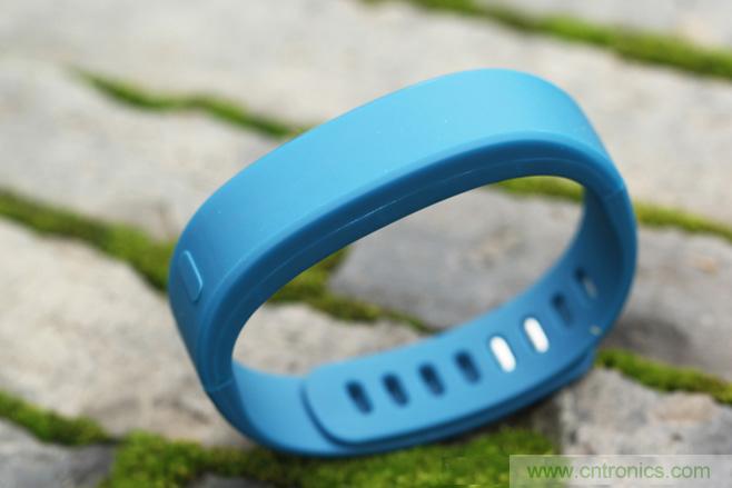 咕咚智能手環(huán)2上手評測：功能齊全，細(xì)節(jié)欠缺