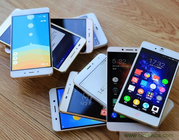 2015年9款千元智能手機(jī)橫評(píng)：誰(shuí)才是紅海霸主？