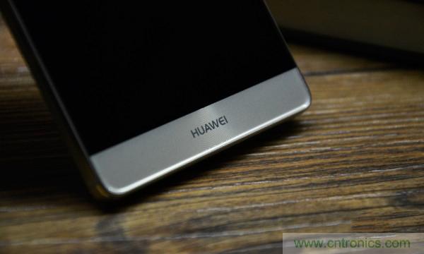 新旗艦Mate 8全評(píng)測(cè)：橫空出世！能否延續(xù)一機(jī)難求？