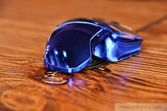 左手寫愛，右手寫他&mdash;&mdash;從此鍵盤鼠標不分家！