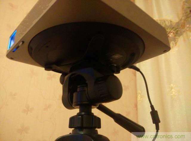 無屏電視時代已然來臨，客廳你做好準備了嗎？