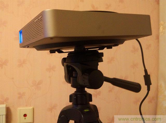 無屏電視時代已然來臨，客廳你做好準備了嗎？