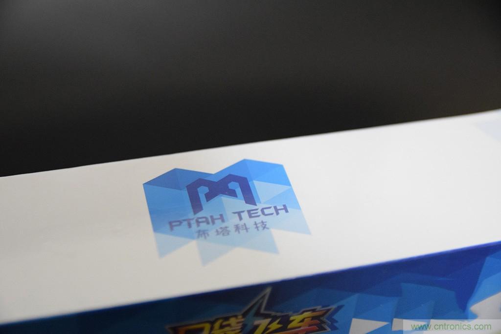 虛擬與現(xiàn)實(shí)相結(jié)合的飛車游戲，讓你體驗(yàn)速度與激情的碰撞！