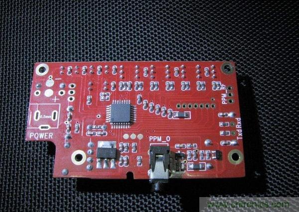 無人機(jī) DIY 制作全過程，酷得不要不要的！