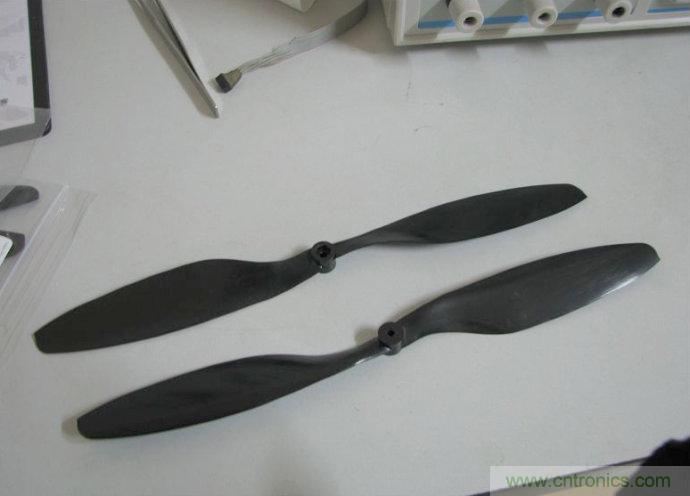 無人機(jī) DIY 制作全過程，酷得不要不要的！