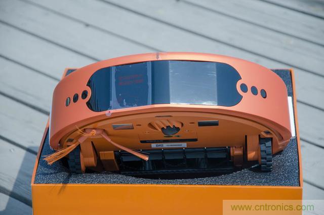 智能導(dǎo)航掃地機(jī)器人，以內(nèi)更靠譜！