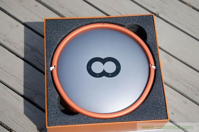 智能導(dǎo)航掃地機(jī)器人，以內(nèi)更靠譜！